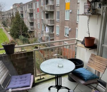 Bijlmer-Centrum Bed & Breakfast | B&B Calypso Amsterdam