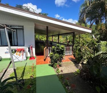Tevaitoa Bed & Breakfast | B&B chez Anouk
