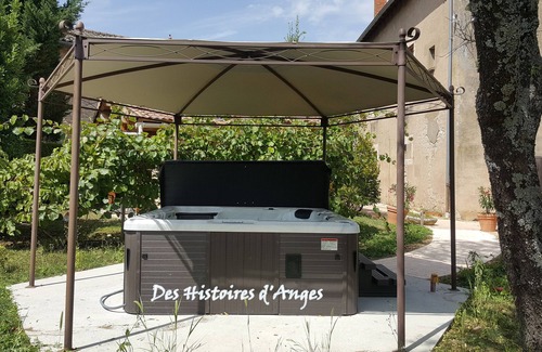 Tournus House | B & B Des Histoires d'Anges/Couette et Tartines Room