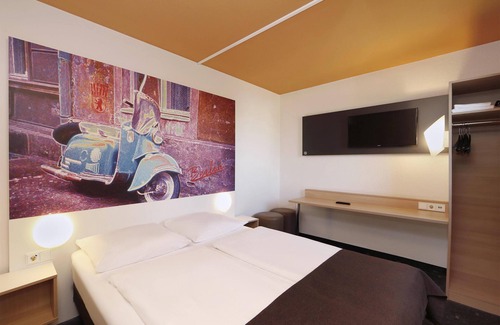 Lowenbruch Hotel | B&B HOTEL Berlin Genshagen-Süd
