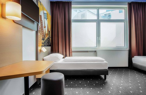 Vorstadt Hotel | B&B Hotel Kiel-Holstenbrücke
