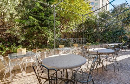 Le Rouet Hotel | B&B HOTEL Marseille Parc Chanot