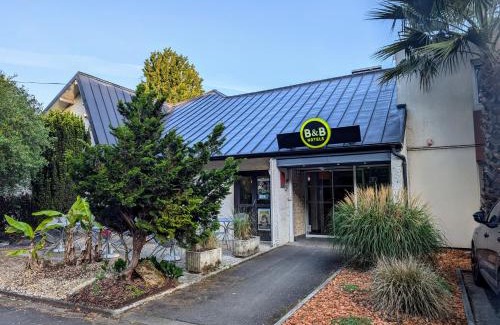 Clou Bouchet Hotel | B&B HOTEL Niort Sud Venise Verte