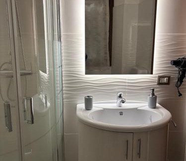 Albate Bed & Breakfast | B&B IL TULIPANO