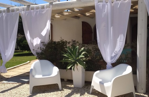 Quartu Sant'Elena Bed & Breakfast | B&B in villa 300 mt from the beach, between Cagliari and Villasimius, Sardinia