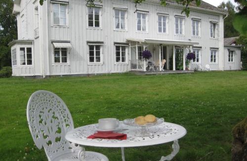 Forshaga Bed & Breakfast | B&B Kvarntorps Herrgård