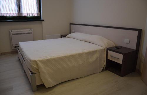 Casto Bed & Breakfast | B&B L'Acero