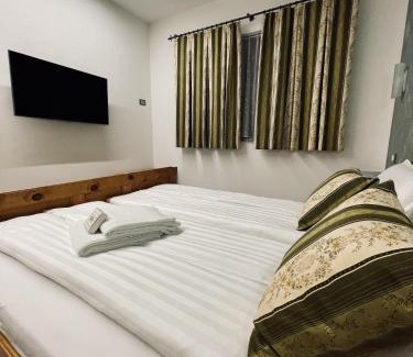 Castello dell'Acqua Bed & Breakfast | B&B L'Aigual