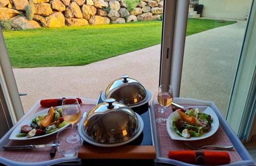Bizanet Bed & Breakfast | B&B L'Air Marin with indoor heated swimming pool