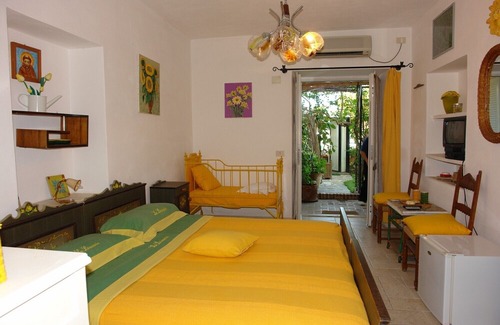 Ponza Bed & Breakfast | b&b La Limonaia a mare 02