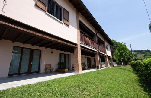 Torre de' Roveri Bed & Breakfast | B&B” La Tezza”