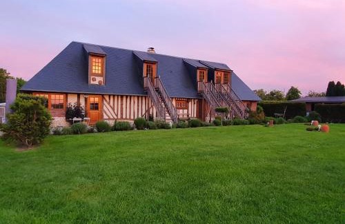 Saint-Pierre-Azif Bed & Breakfast | B&B - Le Clos aux Masques