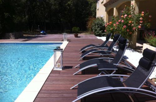 Vacquieres Bed & Breakfast | B&B Le Mas Des Chenes