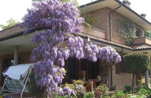 Lomazzo Bed & Breakfast | B&B Les Fleurettes