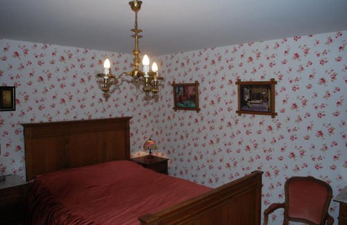 Lorcy Bed & Breakfast | B&B Les Genêts