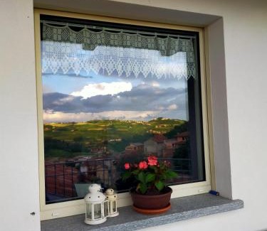 Vezza d'Alba Bed & Breakfast | B&B Madonna degli Airali