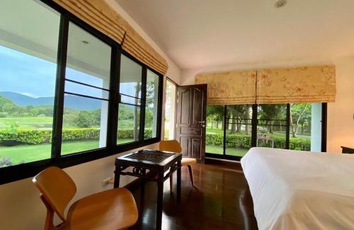 Nong Chaeng Bed & Breakfast | B&B on a top Golf Course just outside Chiangmai