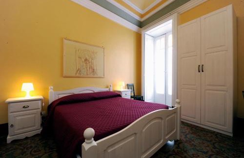 Militello in Val di Catania Bed & Breakfast | B&B Porta della Terra