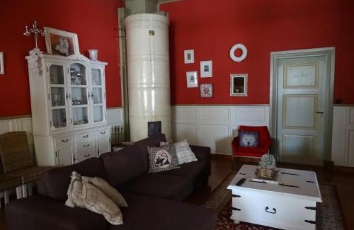 Vanhahovi Bed & Breakfast | B&B Savikon Kartano