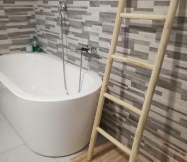 Salerno Bed & Breakfast | B&B Suite Vela Bianca