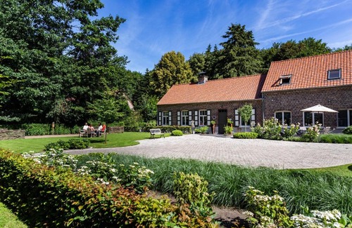 Oosteeklo Bed & Breakfast | B&B 't Heirweggoed