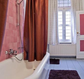 Statiekwartier Bed & Breakfast | B&B The Baron
