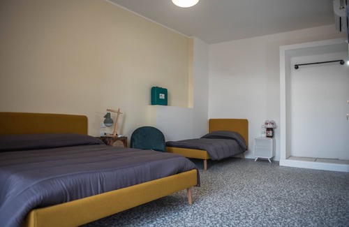 Isola del Borgo Antico Bed & Breakfast | B&B U'Panare, in Taranto's historic center a structure reminiscent of home