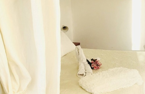 Municipio 5 Bed & Breakfast | B & b Villa Aurora Bari - a stone's throw from the airport and the sea-town hall5