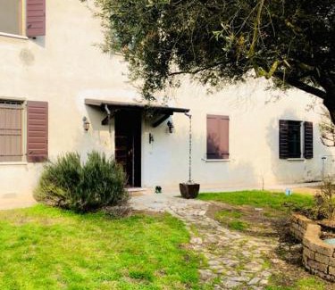 Castelletto Borgo Bed & Breakfast | B&B Villa Ermanna