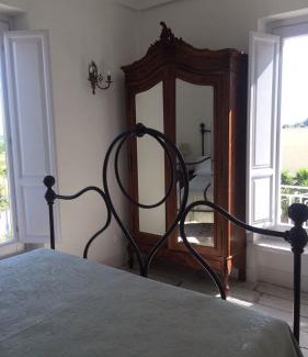 Monte San Biagio Bed & Breakfast | B&B VIRGINIA