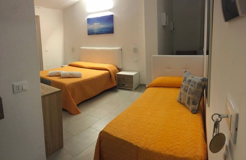 Coppitella Bed & Breakfast | B&BValledegliUlivi Triple room with pool view, single bed breakfast