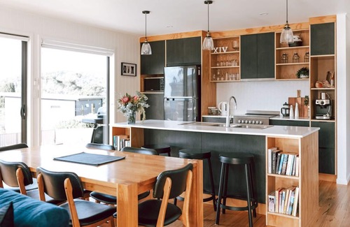 Bicheno Apartment | B e a c h H o u s e X I V