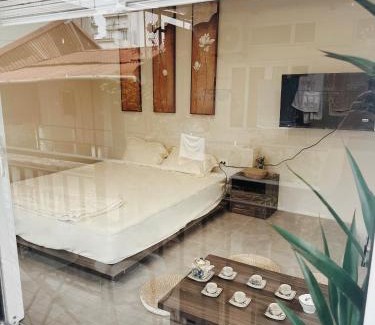 Old Quarter Apartment | B House - 3Br 2Bath Balcony 5ms Lake Quiet Old Quater