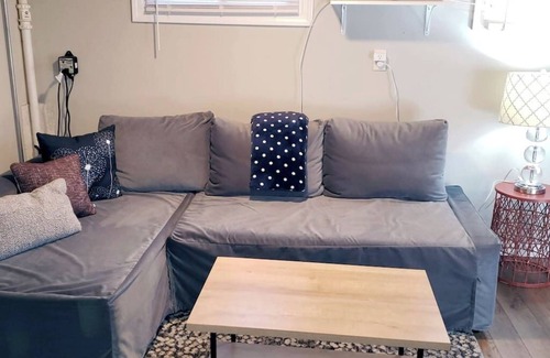 Bloomington Apartment | B-town Hideaway