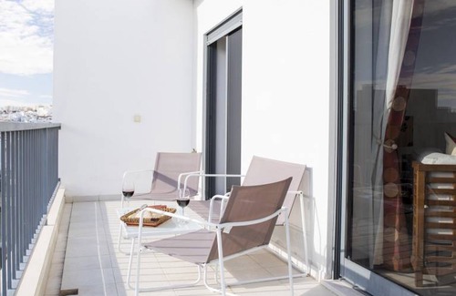 Lagos Apartment | B04 - Luxury 2 Bed with Top Terrace Pool