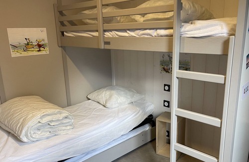 Guerande Cabin | B061 3 bedroom cottage on site with heated pool.