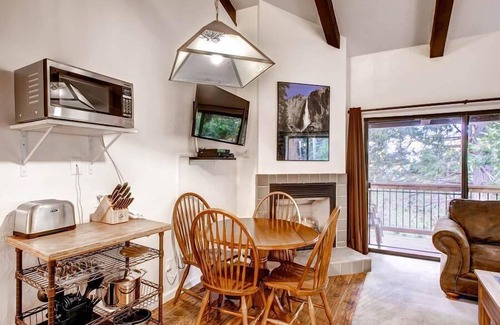 Yosemite National Park Condo | (B207) Loft Condominiums