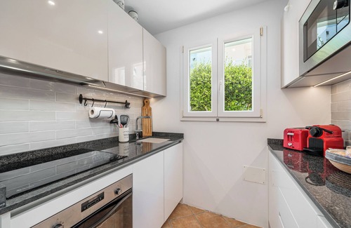 Cala d'Or Apartment | B23. Apartment with pool, AC & Wifi, very central