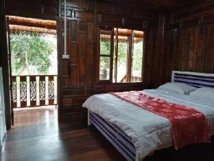 Pak Phli House | Baan Suan Kru Kob