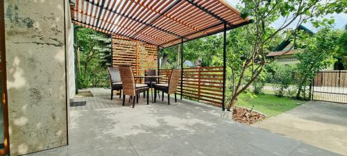 Balatonudvari House | Babérház