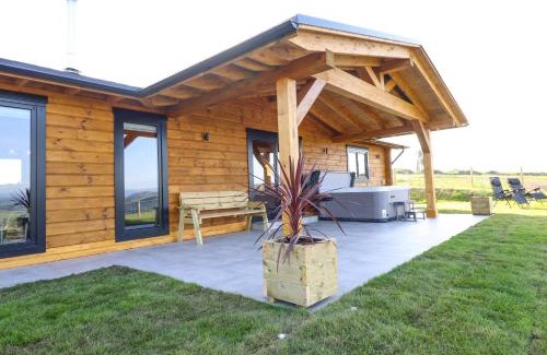 Aberhosan House | Bacheiddon Log Cabin