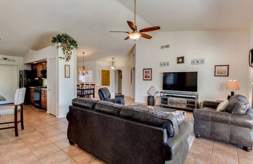 Coyote Lakes House | Backs up to golf course- 6 miles from Surprise Stadium for Spring Training games