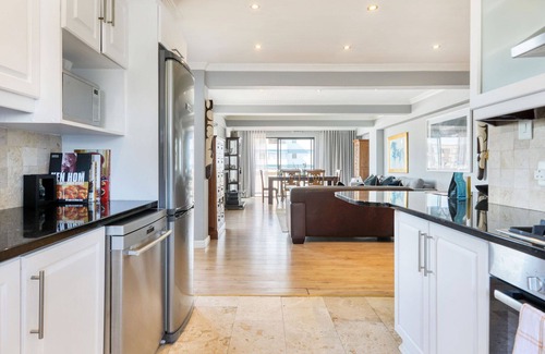 Sea Point Apartment | Backup Powered Stunning Penthouse with Ocean Views and Wrap-Around Balcony