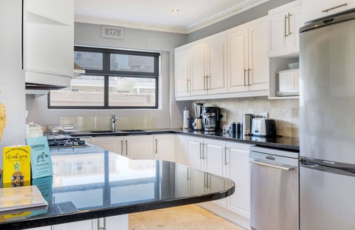 Sea Point Apartment | Backup Powered Stunning Penthouse with Ocean Views and Wrap-Around Balcony