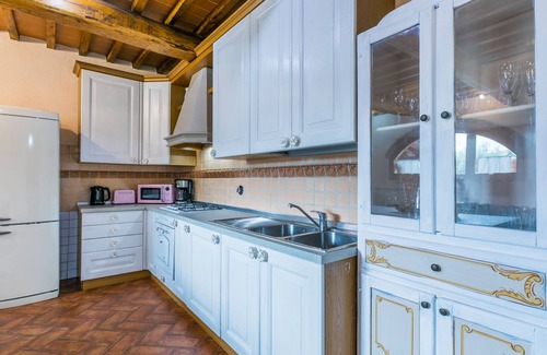San Pietro in Bossolo House | Badia a Passignano by Interhome