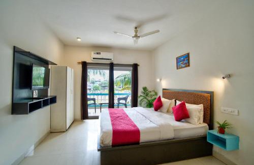 Baga House | Baga beach see side in
