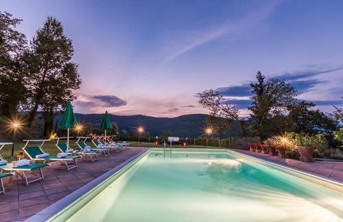 Ripoli Villa | Bagno a Ripoli Villa Sleeps 10 Pool Air Con WiFi