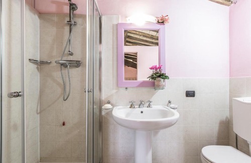 Ripoli Villa | Bagno a Ripoli Villa Sleeps 10 with Pool Air Con and WiFi