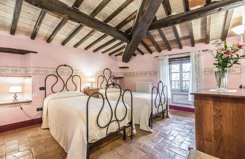 Ripoli Villa | Bagno a Ripoli Villa Sleeps 10 with Pool Air Con and WiFi