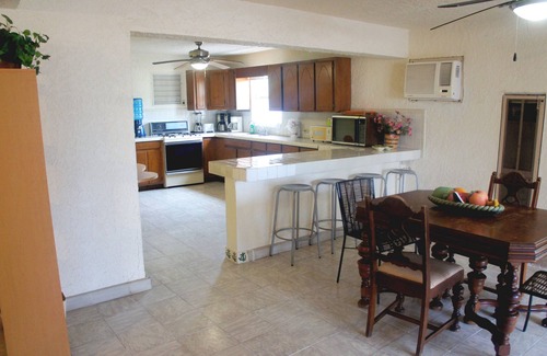Sector Bahia Apartment | Bahía ¨Chip´s Place¨, Bottom Apartment